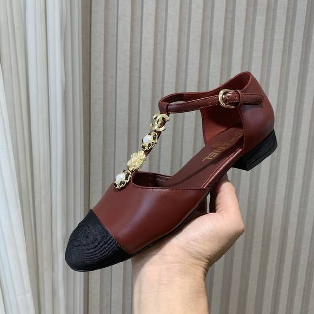 Premium-Quality Chanel 25Ss Early Spring New Arrival Mary Jane Shoes, Retro Fren