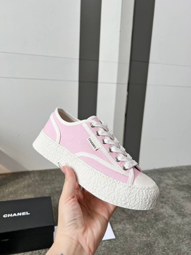 Chanel Vintage 2025 Early Spring New Arrival Vintage Casual Shoes With A Timeles