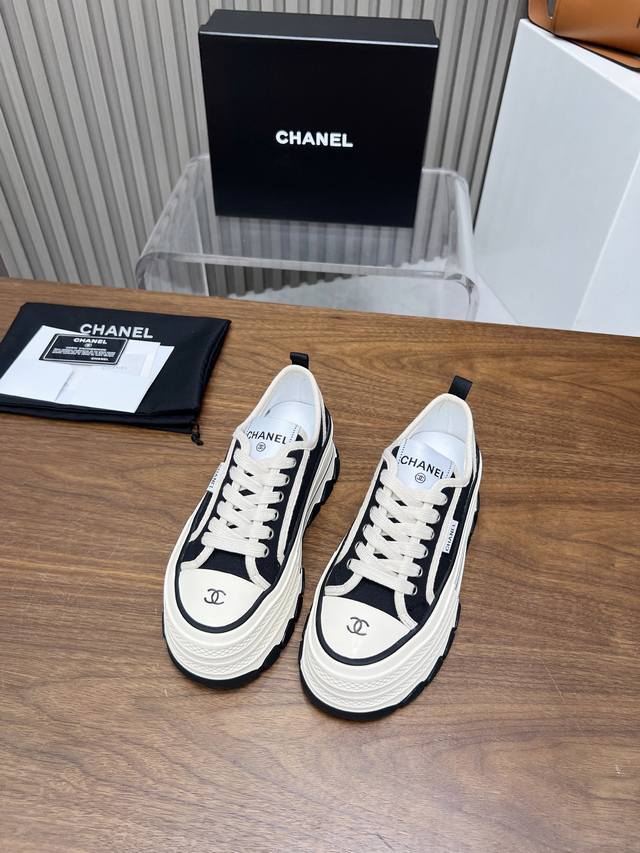Top-Tier Version, Authentic Quality!!! Chanel 2025 Cookie-Style Shoes, Premium C