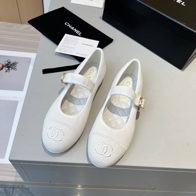 Chanel Spring/Summer New Arrival, Mary Jane Leather, Chanel Small C Logo, 24Mm E