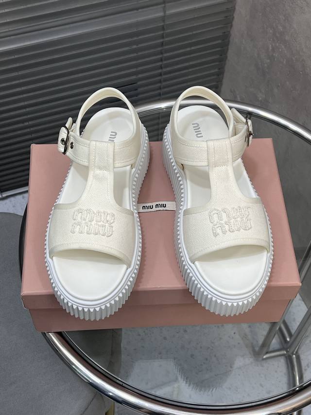 Factory-Made Miu Miu New Fish-Mouth Thick-Soled Sandals. This Season's Miu Miu W