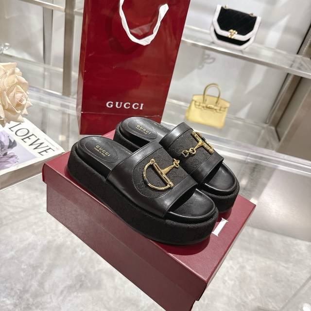Women's New Thick-Soled Sandals With Spurs These Women's Sandals Feature The Ico