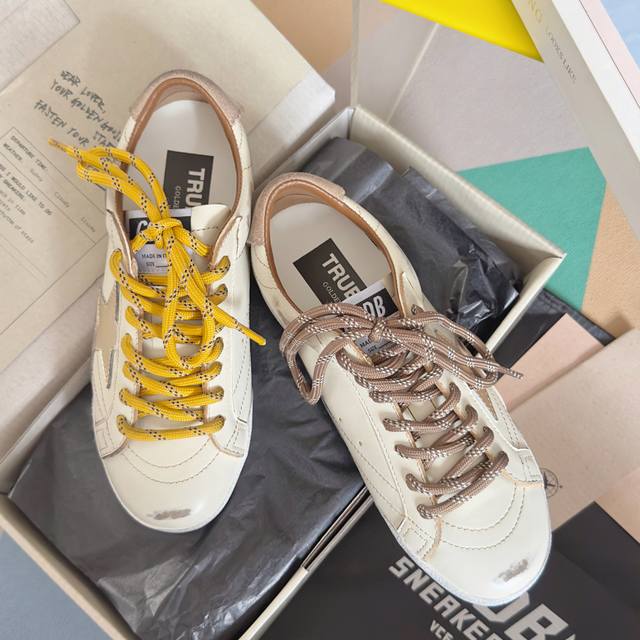 Golden Goose 2025Ss New Arrival Ggdb True Star Series Couple's Edition Vintage-I