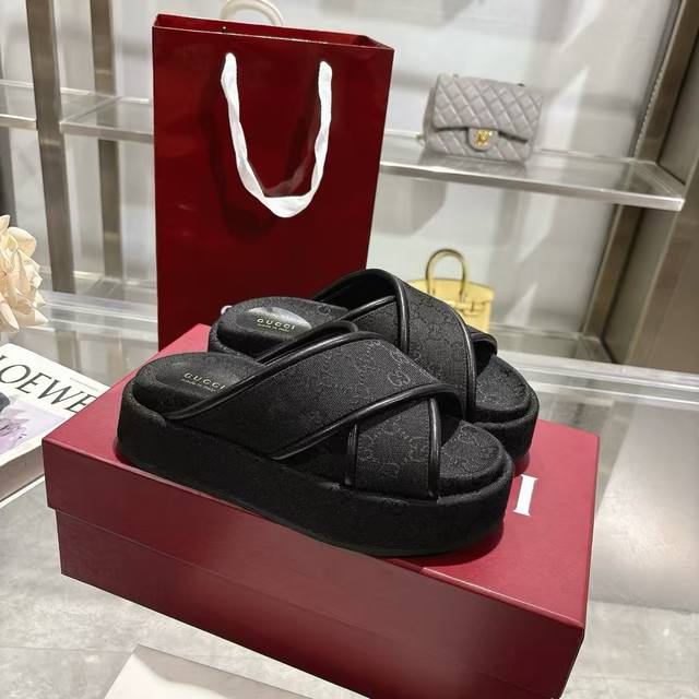 Women's New Gg Cross-Strap Thick-Soled Sandals The Iconic Gucci Logo And Intrica