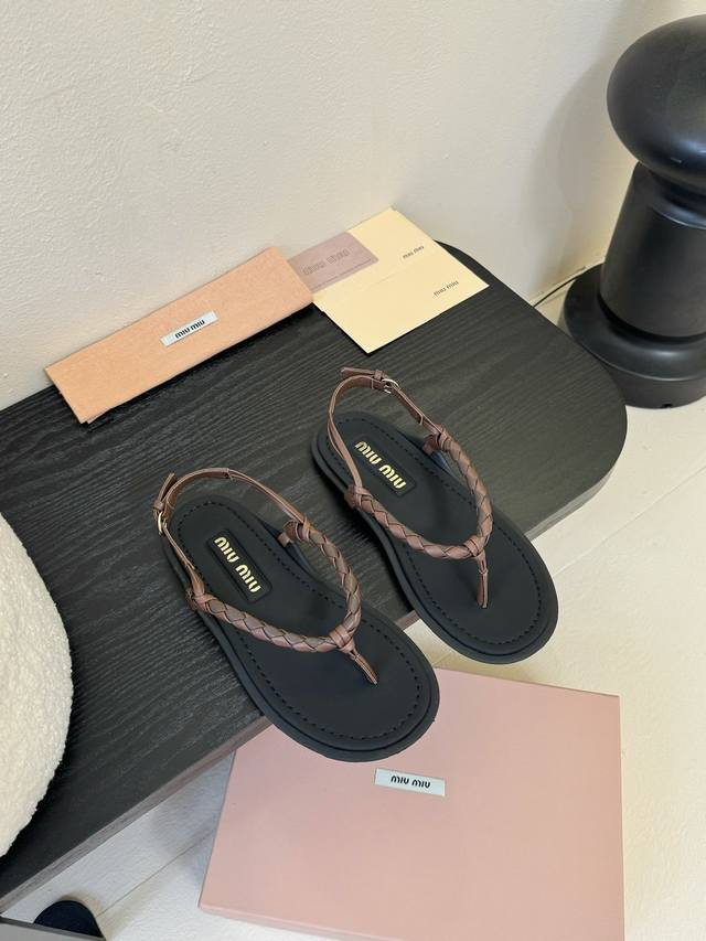 Miu Miu 25Ss Minimalist Rope-Knot Sandals. Don't Let The Simplicity Fool You Eac