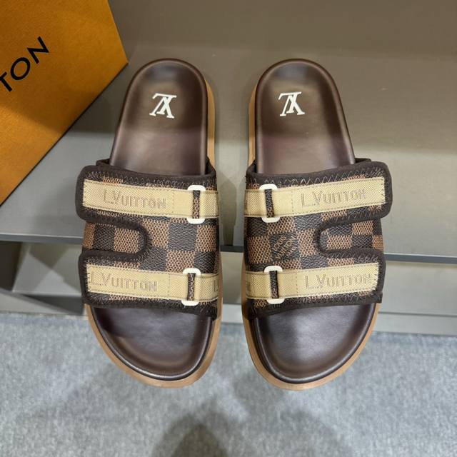 Sizes 38-46 L.V. High-End Men's Summer Slippers, Classic Monogram Series, One-St
