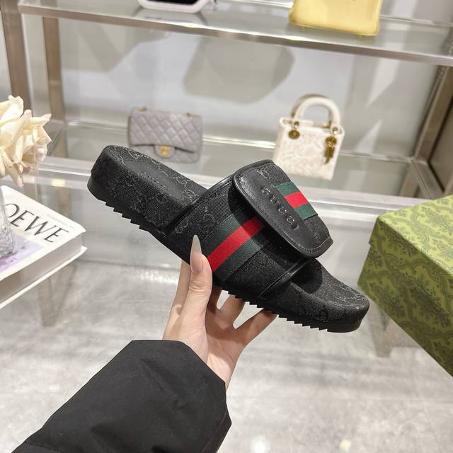 Men's And Women's Gg House Slippers Gucci Women's Signature Shoes Highlight A Ca