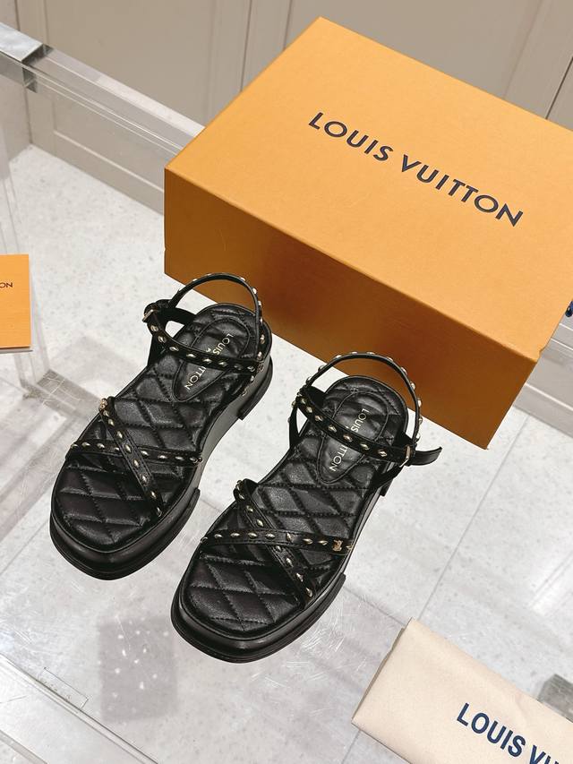 Louis Vuitton Maya Flatform Sandals This Maya Flatform Sandal Features Smooth Ca