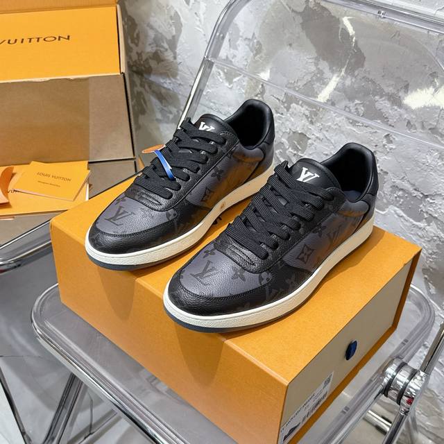 Men's Size # Top-Tier Imported Version Lv Rivoli Series Low-Top Casual Skate Sho