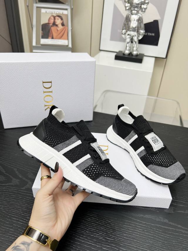 This Run'n'dior Sneaker Is A New Addition To The 2025 Fall Collection, Reinterpr