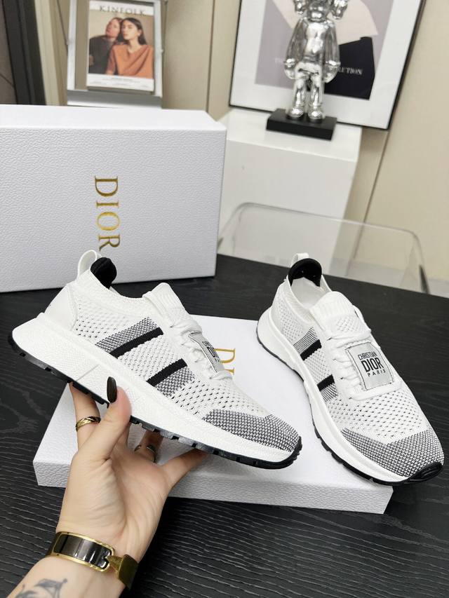 This Run'n'dior Sneaker Is A New Addition To The 2025 Fall Collection, Reinterpr