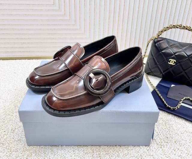 Prada 2025 Early Spring Latest P-House Large Ring Buckle Loafer Standard Size: 3