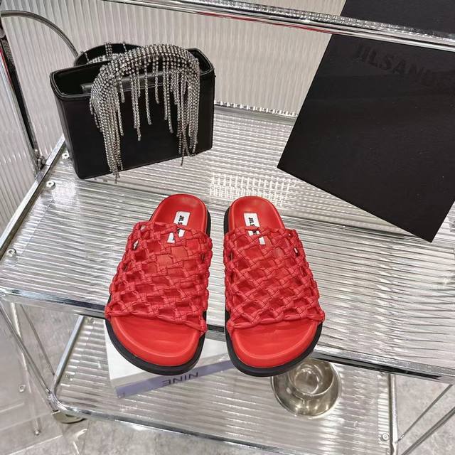 Jil Sander 2025 Spring/Summer New Arrival Woven Slippers Design Highlights: Mini