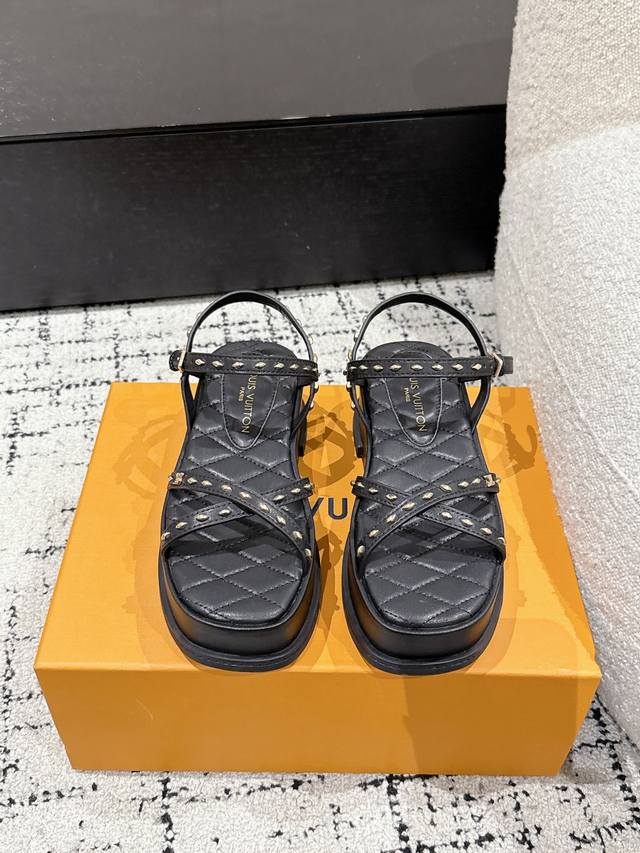 Louis Vuitton 25 Summer New Arrival Maya Series Denim Square Toe Buckle Strap Sa