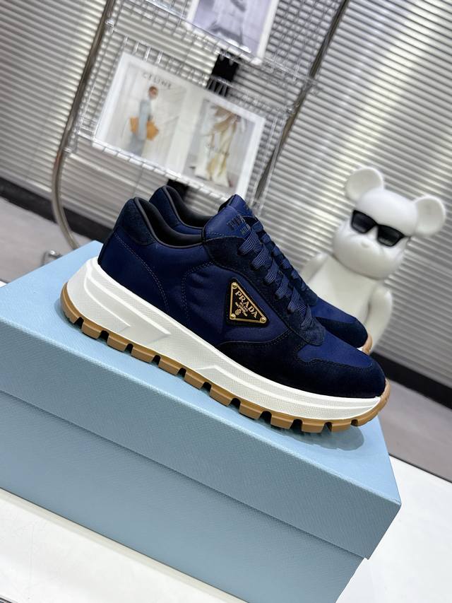 Prada 225 New Arrival, Making A Strong Debut! Many Influencers' Same Style, Fash
