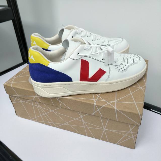 Flash Sale Price: Men +10 Veja French Streetwear Brand Unisex V-10 Series Couple