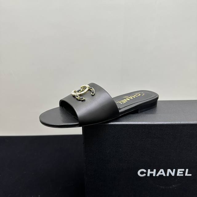 2025 Chanel Little Black Chanel Flat Sandals, The Perfect Blend Of Fashion And C