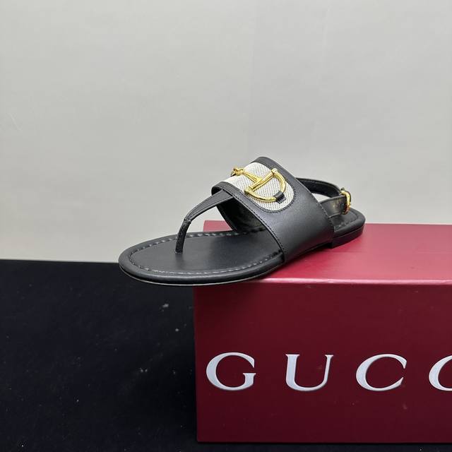 2025 Gucci Summer Latest D-Ring Shallow Gold Horsebit Thong Sandals Flat Flip-Fl