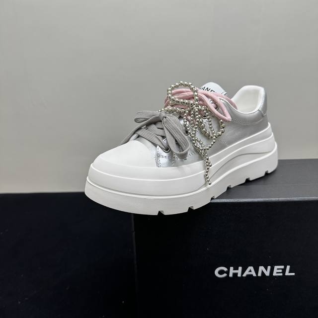 Chanel 25S Thick-Soled Pearl Bow White Sneakers, Casual Sneakers, Influencer-App