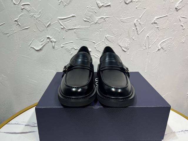Latest Dior Men's Signature Leather Shoes, Granville Buckle Moccasin Shoes, Orig