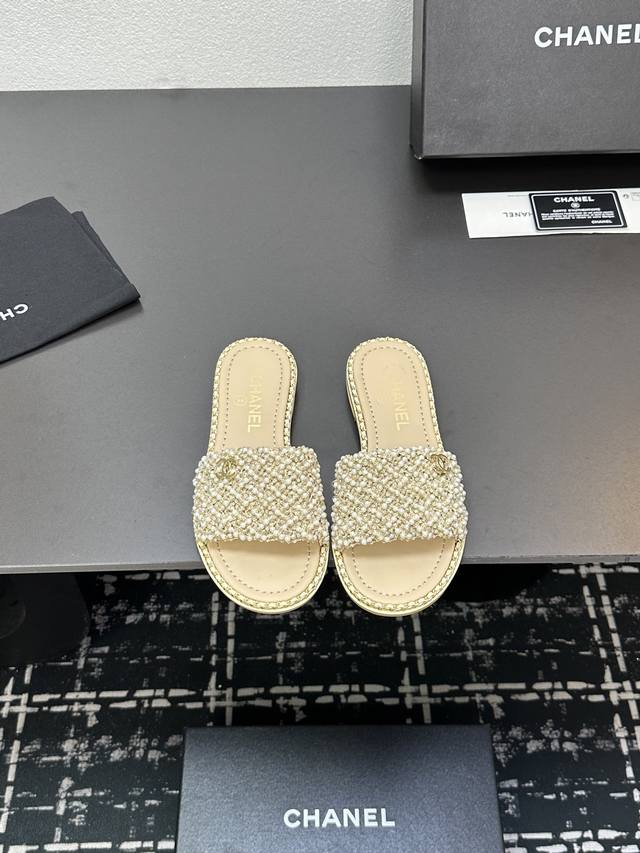 2025Ss Chanel Chanel Pearl Mid-Heel Chunky Heel Flat Slippers, A Classic In The