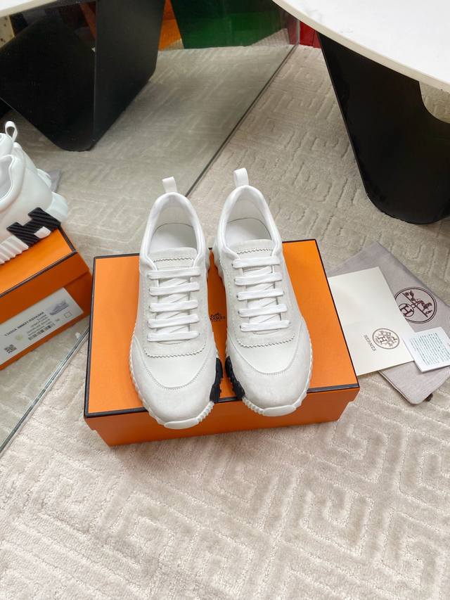 Factory-Direct Herm S H-Line Classic Couple's Edition Casual Sneakers. A Casual
