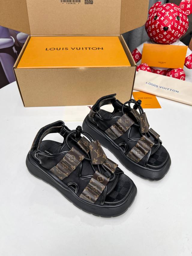 Louis Vuitton Chameleon Sandals Combining Canvas And Suede Leather, This Design