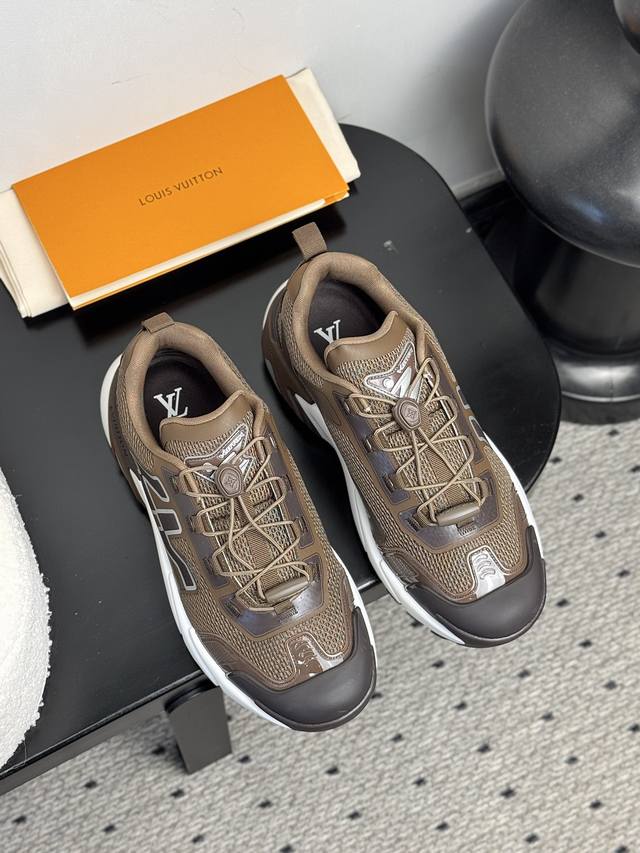 Louis Vuitton Runner Tatic Sneakers | Urban Functional Aesthetic New Paradigm |