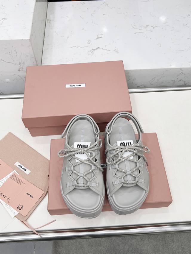 Factory: Miu Miu New Style Strappy Platform Thick Sole Velcro Sandals This Shoe