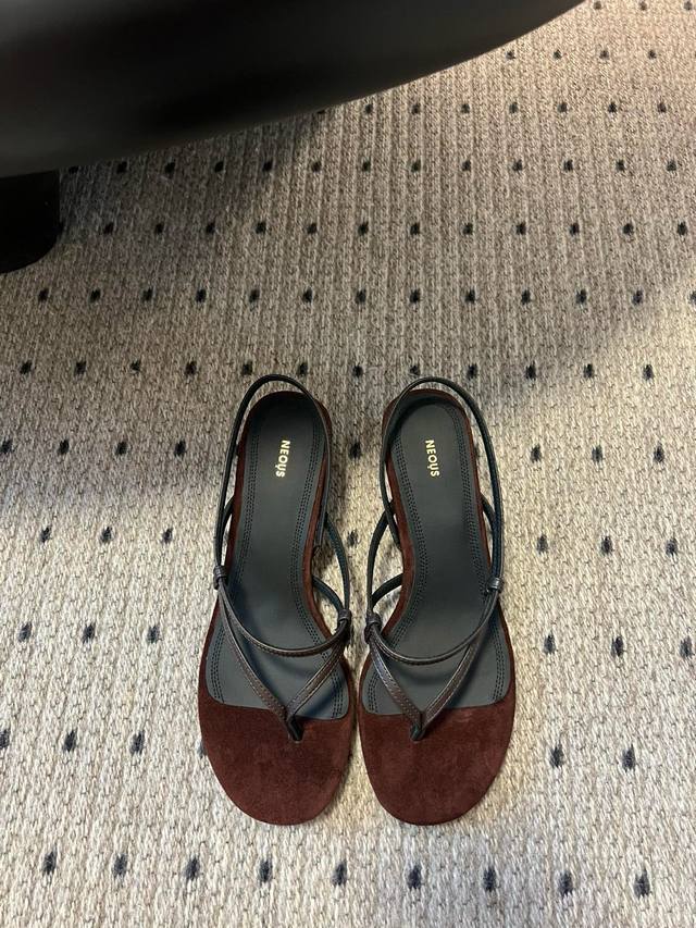 Neous 25Ss A New Release From The British Niche Brand Neous. A Mesh Round-Toe Sa