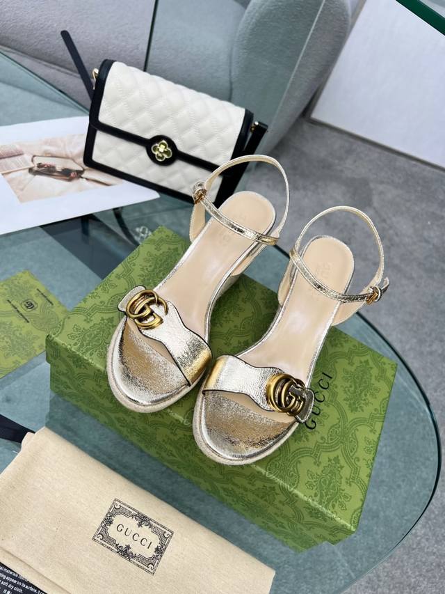 Factory Price: Yuan Gucci New Straw-Woven Thick-Soled Sandals Not Only Lightweig