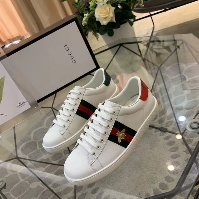 Factory Price: Women's: Yuan Men's: Yuan New Bee Gucci Gucci Trend Style, Launch