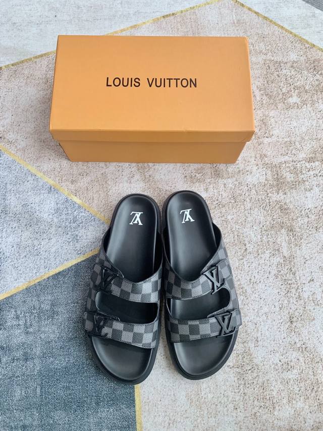 Premium Version: Thick Sole, Embossed, And Patterned Sandals. This Mi Sandal Is