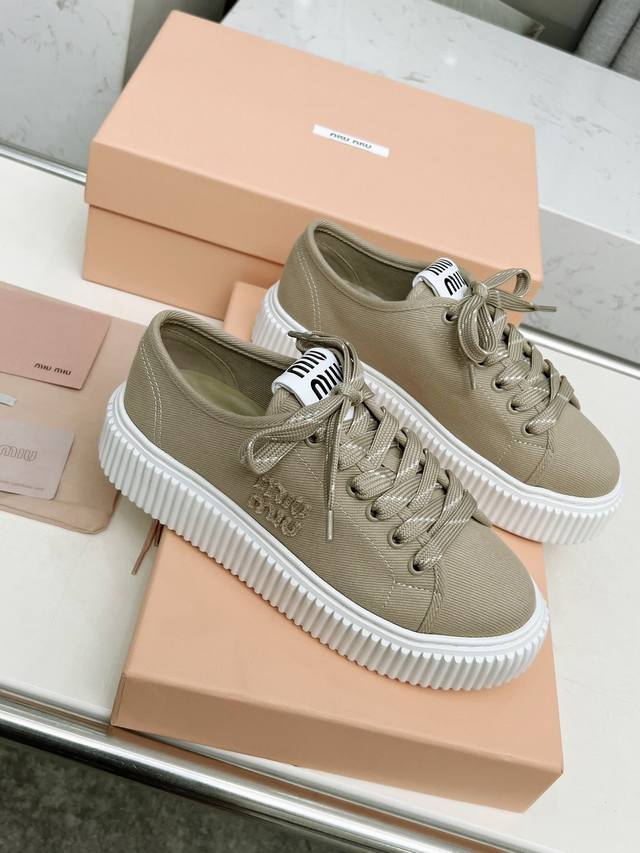 Miu Miu 2025 New Model Thick-Soled Cookie Shoes Latest Runway Style, Classic Upg