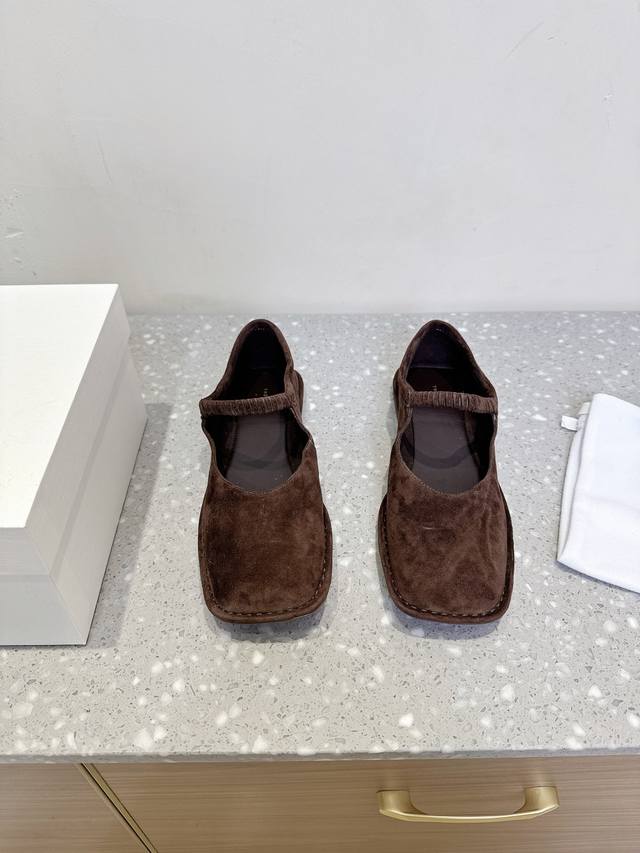 The Row Niche Fashion Brand 25Ss Spring/Summer New Arrival Square-Toe Flat Mary