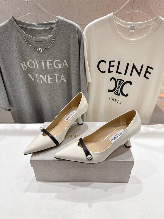 High-Heeled Shoes, Original Version, Perfect Lines, Simple And Elegant, Comforta