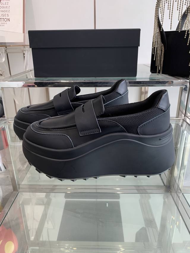 Dymonlatry Niche Streetwear Brand New Bestseller Recommendation Retro Thick-Sole