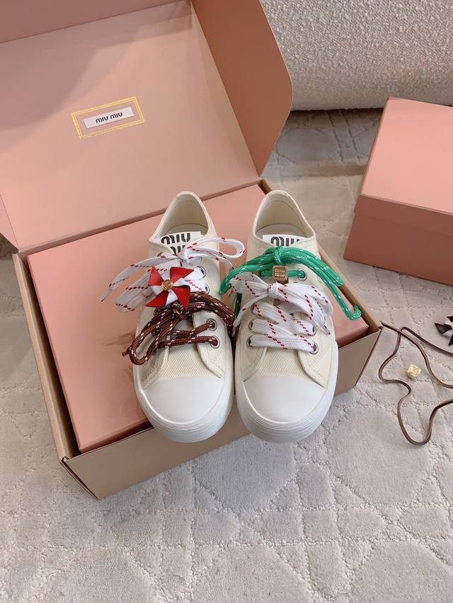 Factory Price P Miu New Canvas Casual Shoes. These Shoes Are Absolutely Stunning
