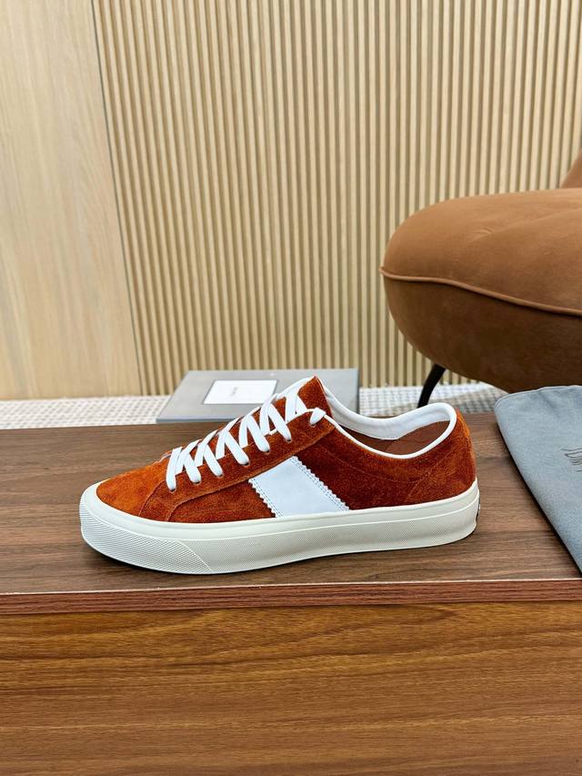 Tom Ford American Luxury 2025 Bestseller Size: 36-44 Tom Ford, A European And Am