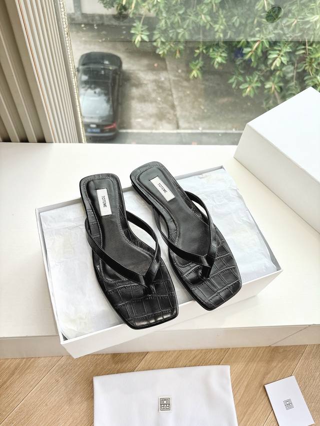 Totemeg213S Premium-Grade Thong Sandals, Slip-On Lazy Shoes, Swedish Niche Brand
