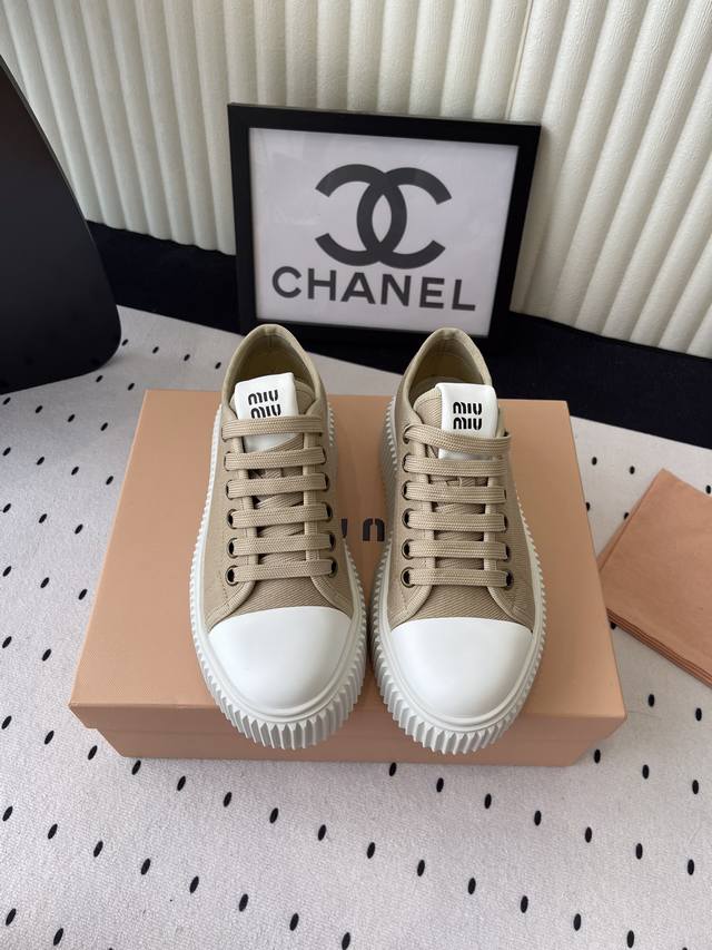 Miu Miu New Arrival Thick-Soled White Sneakers High-Quality Version Available Sp