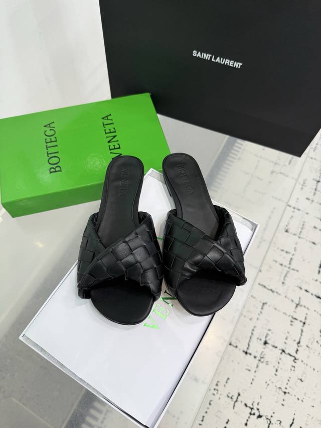 Bottega Veneta Bv Blink Series Knotted Woven Strap Flat Sandals! Ins And Xiaohon