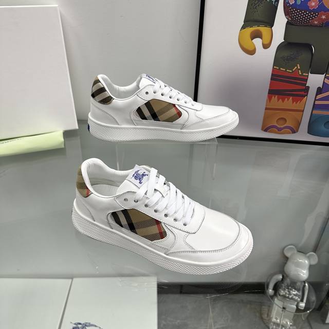 New Arrival Couple Set: Burberry Italian-Made Sneakers Crafted From Smooth Calf