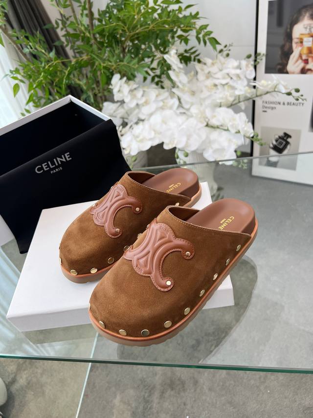 Celine Spring/Summer New Arrival Arc De Triomphe Buckle-Front Slip-On Sandals. R