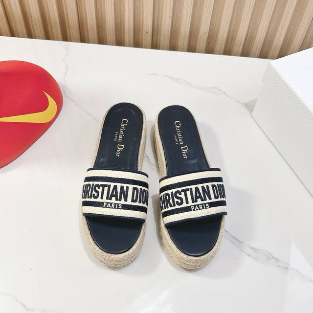 Dior 25Ss Spring/Summer New Arrival Ivieta Dway Flat Strappy Sandals, Original D