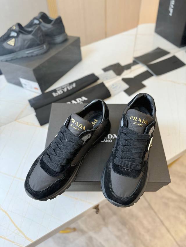 Prada 25Ss Spring/Summer New Arrival Color-Blocked White Sneakers With Thick Sol