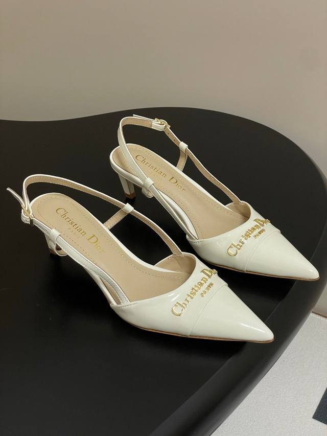 Factory Price, Pp Leather Sole, Rubber Sun Sandals. A New Addition To The Spring