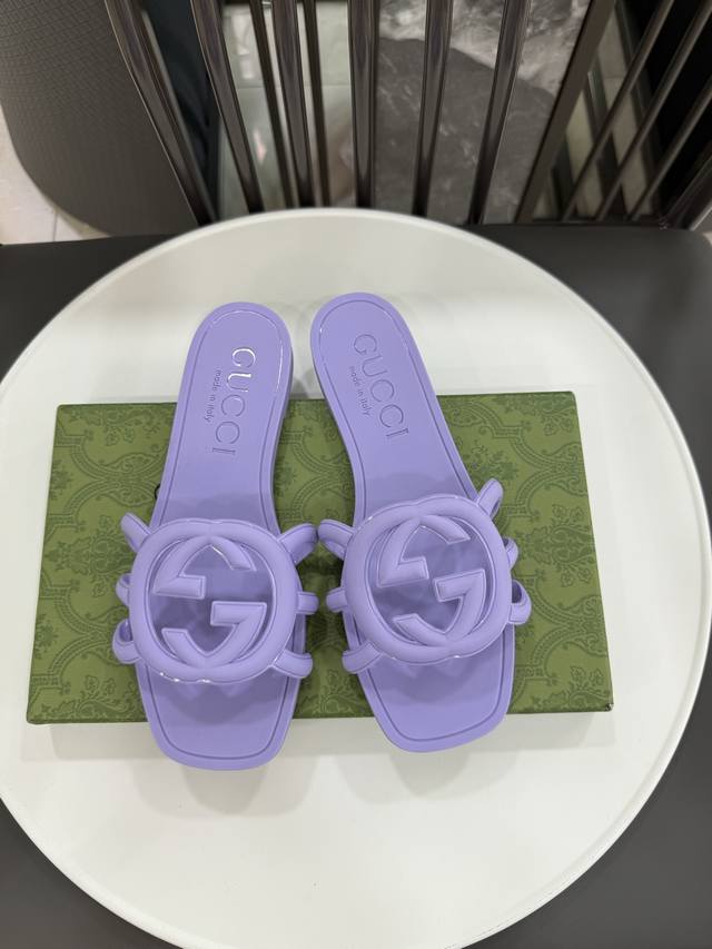 New Color Original Tpu Material With Glossy Finish Size: 35-42 Single Size Singl