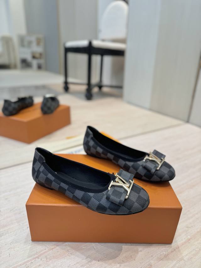Factory Price Pp: 2025 Latest Lv Collection, Official Store Latest Runway Style,