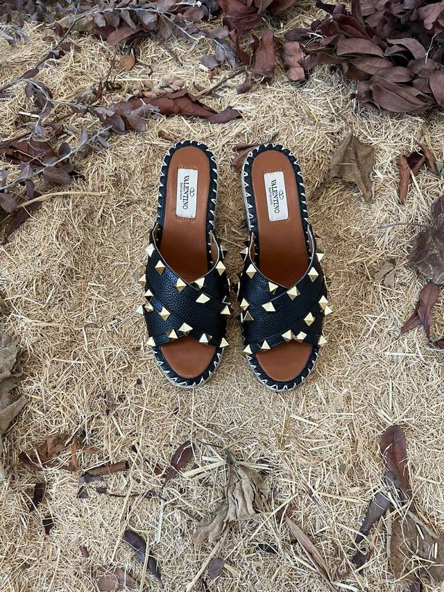 Valentino Garavani Lychee Leather Lace-Up Heeled Sandals With Metal-Effect Rivet